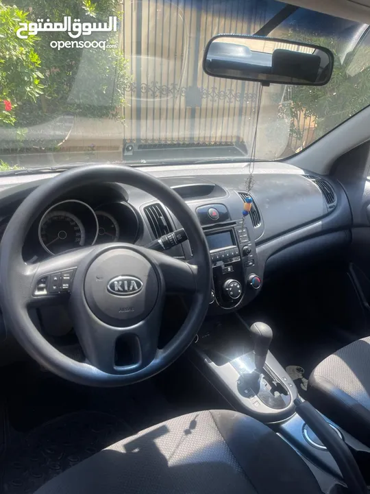 KIA Cerato 2010 - Automatic