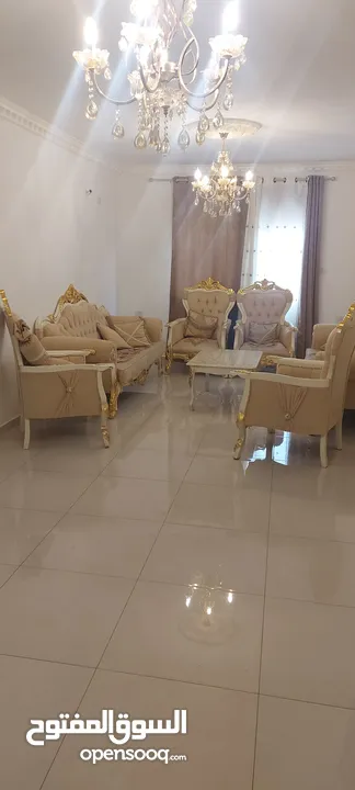 شقه للبيع في سطح مرحبا