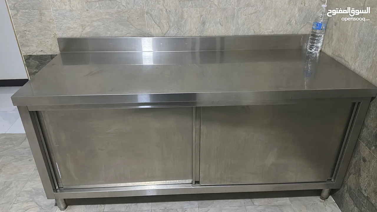 معدات مطابخ Stainless steel (فولاذ مقاوم للصدأ)