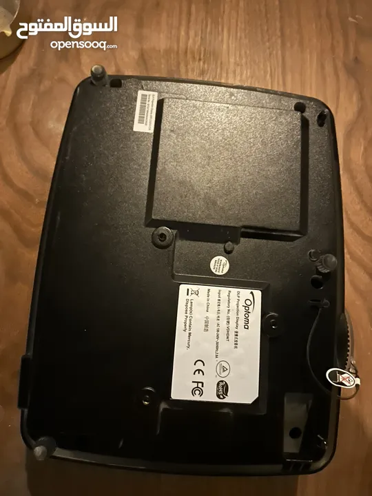 OPTOMA Compatible DH351 Projector  بروجيكتور للبيع بحالة ممتازة جدا كامل مو ناقصة اشي FHD 3600Lm