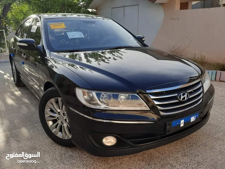 HYUNDAI_GRANDEUR_AZERA_2010