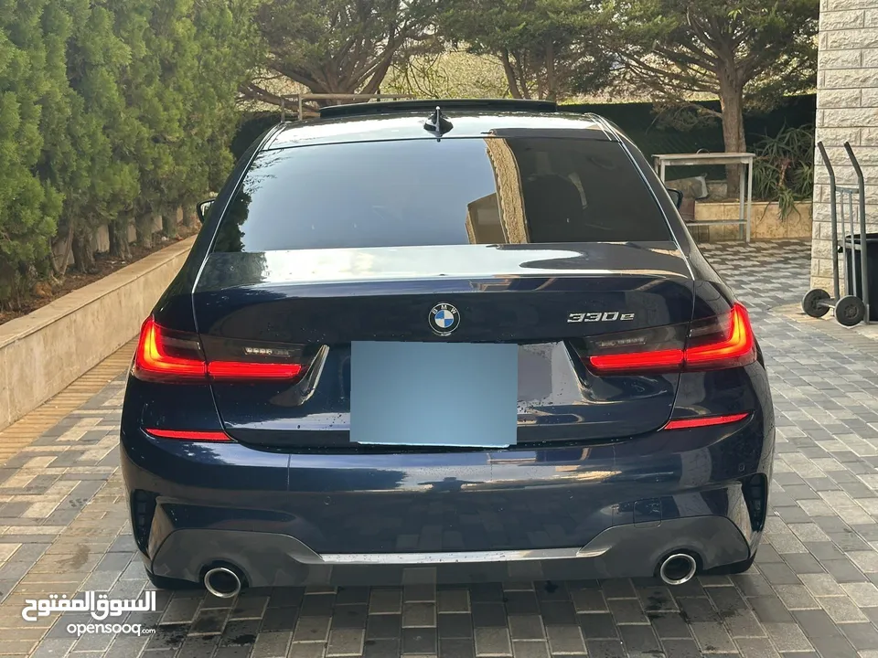 BMW 330e ///M