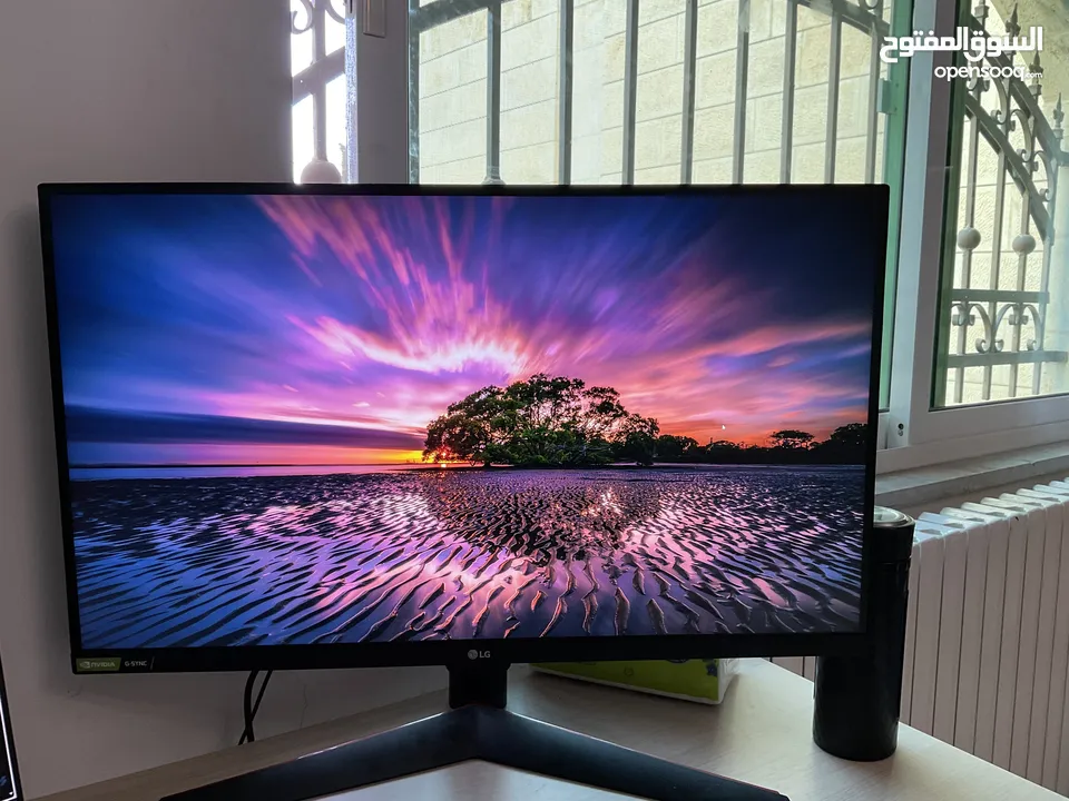 LG GL850-B 27” UltraGear (QHD, 144Hz, Nano IPS, 1ms GtG response time, 10bit color, HDR10)