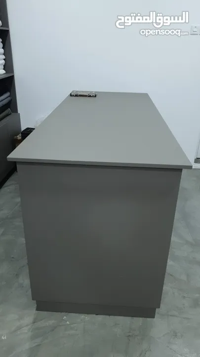 خامات لخياطة الثياب الرجالية (جديدة و مستخدمة)