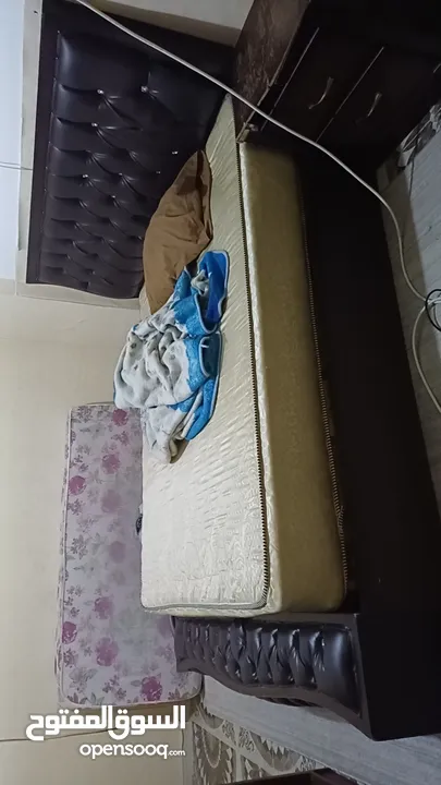 تخت مزوج للبيع