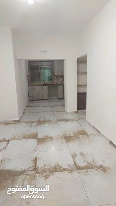 شقة للإيجار في منطقة دوار بير المحجر طابق ثالث