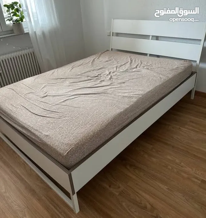 غرف نوم ايكيا وسفره وخزاين وتخوت ايكيا ومتفرقات للبيع