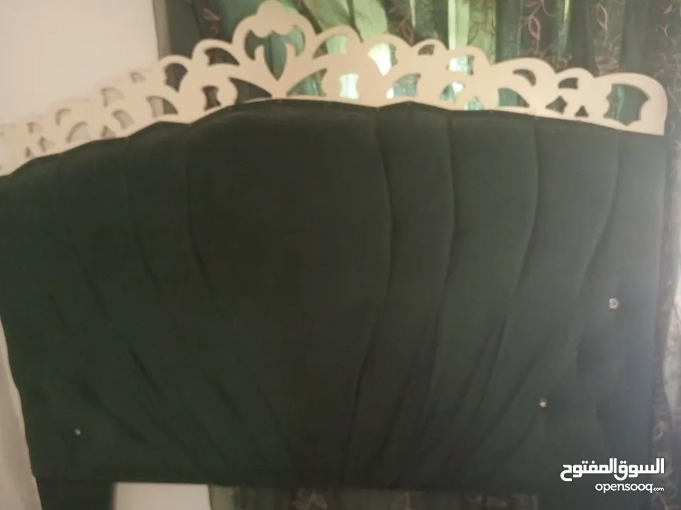 تخت مجوز للبيع مستعمل وكاله بحاجه صيانه فصالات البكس الامامي ما فيو تمزيع بلمره وتخت كلو تنجيد