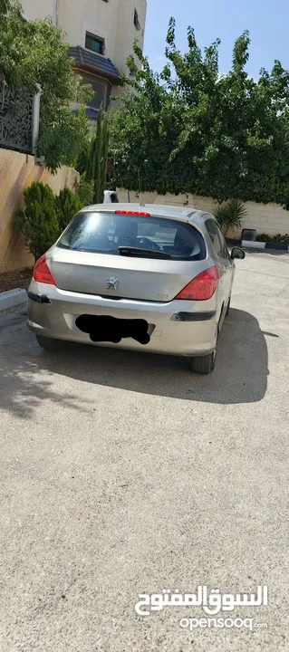 بيجو 308 موديل 2011 في وضع ممتاز