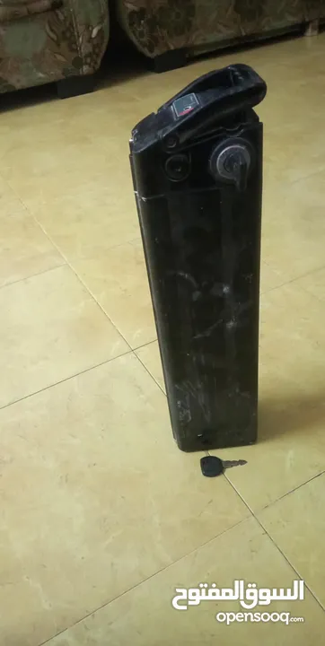 بطاريه 48v 17A