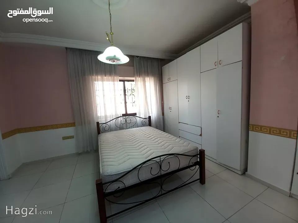 شقة غير مفروشة للإيجار 835م2 ( Property 17112 ) سنوي فقط