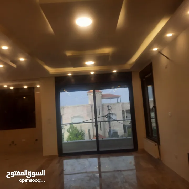 شقه للبيع إسكان خاص طريق المطار طلوع عمان القومي  سوبر ديلوكس