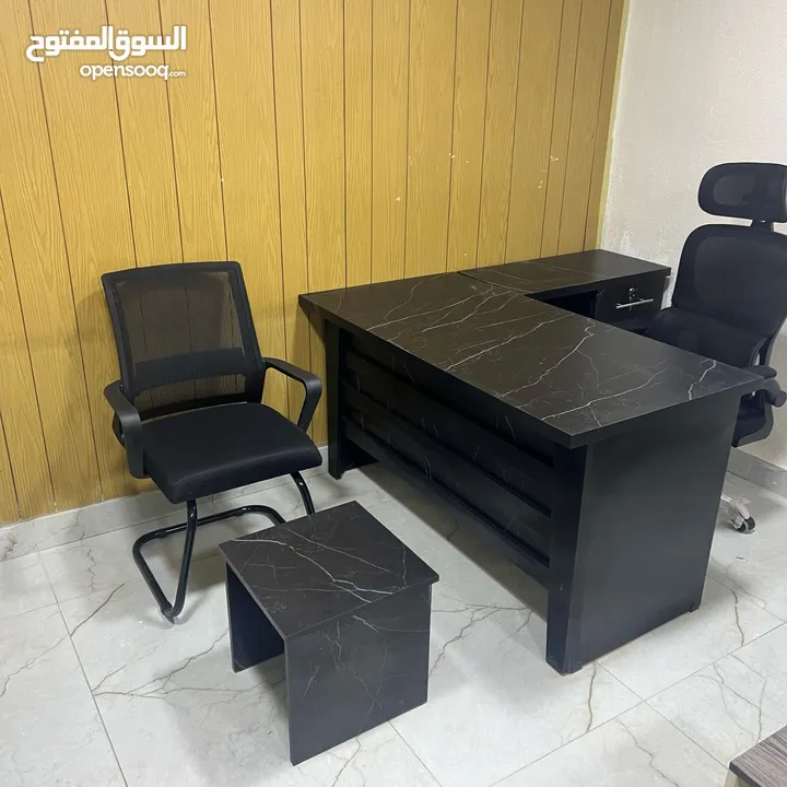 مكتب الموظفين و الطلاب توفر الآن بجودة عالية مقاس يبدأ 120*60 خشب لامينت مستورد مكفول