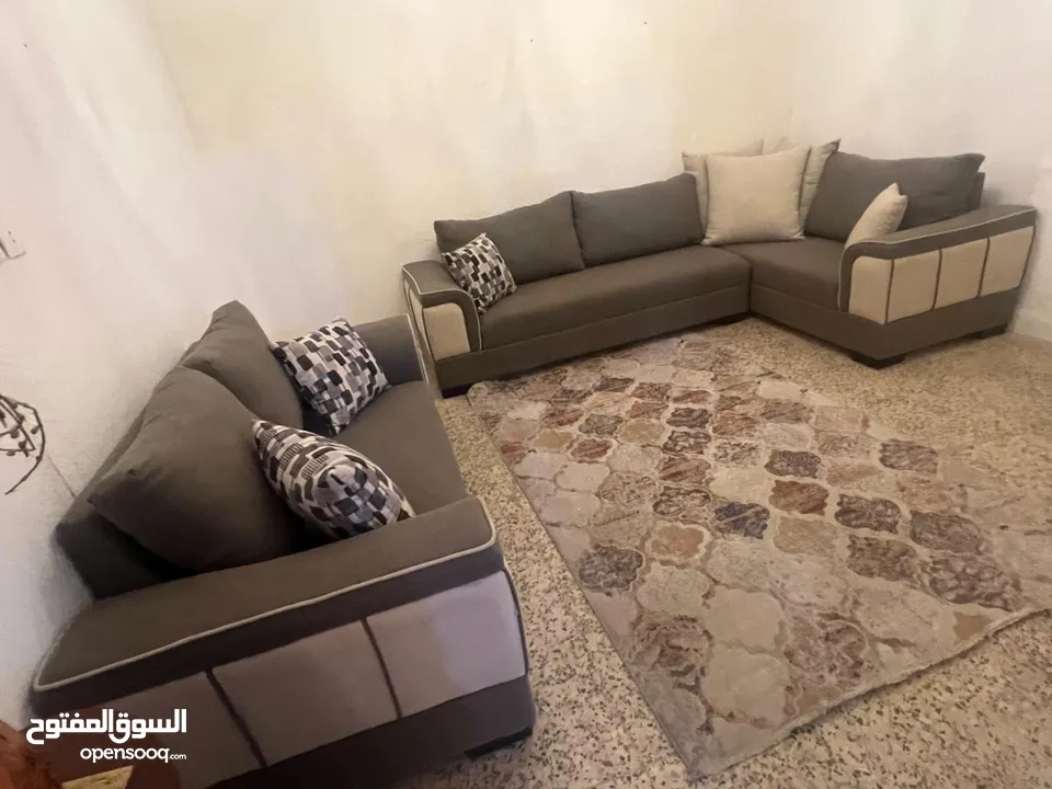عفش بيت كامل بحال الوكالة يصلح لعرسان  غرفة نوم ماستر