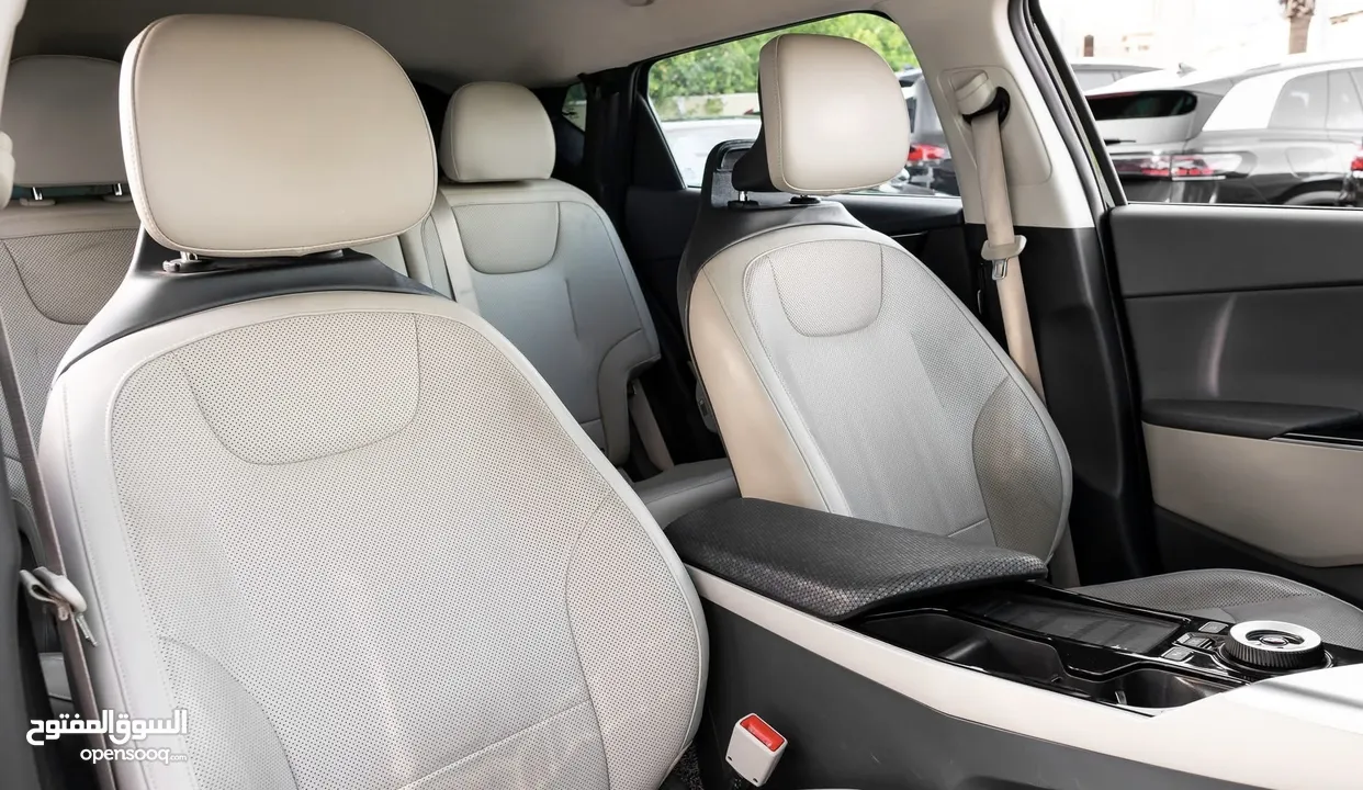 Kia EV6 2022 دفع رباعي بطاريه كبيره فل مسكر  فل اضافات خمس كميرات لون مميز