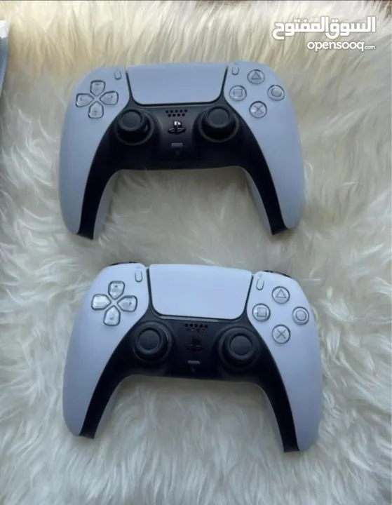 Ps5 slim +2 controler