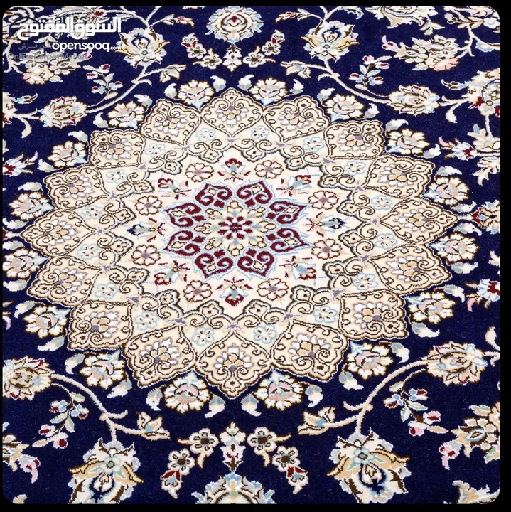 سجادة (زولية)ايراني مصنوعة يدويأ Persian handmade carpet(rug)