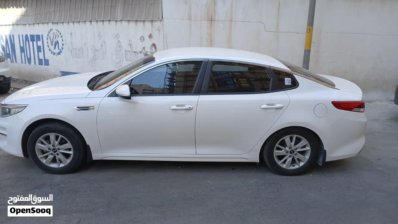 للبيع سيارة أوبتيما