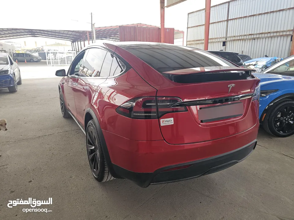 Tesla X 2022