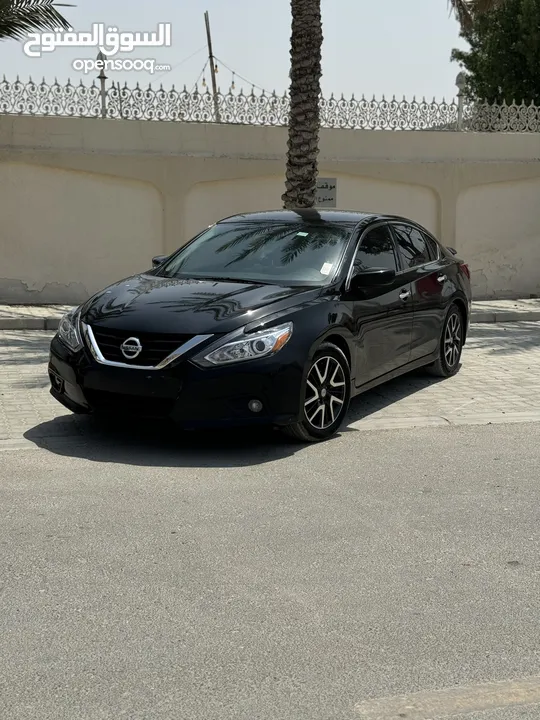 Nissan altima