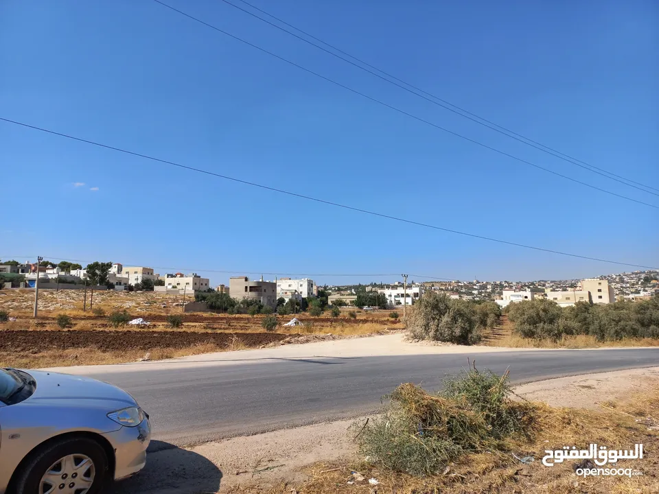 أرض 605 متر للبيع أو للبدل بشقة في عمان