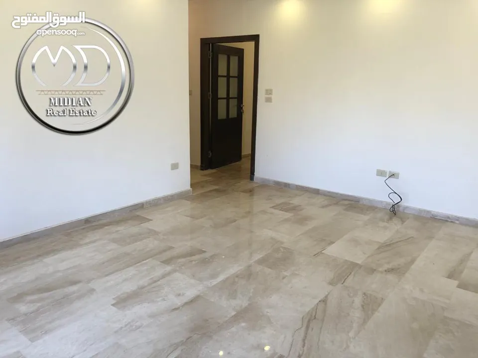 شقق جديدة للبيع ام السماق مساحات 210م تشطيبات و ديكورات سوبر ديلوكس اطلالة جميلة بسعر مميز جداً