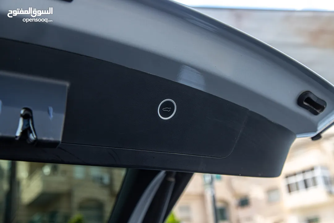 Tesla Model X 100D
