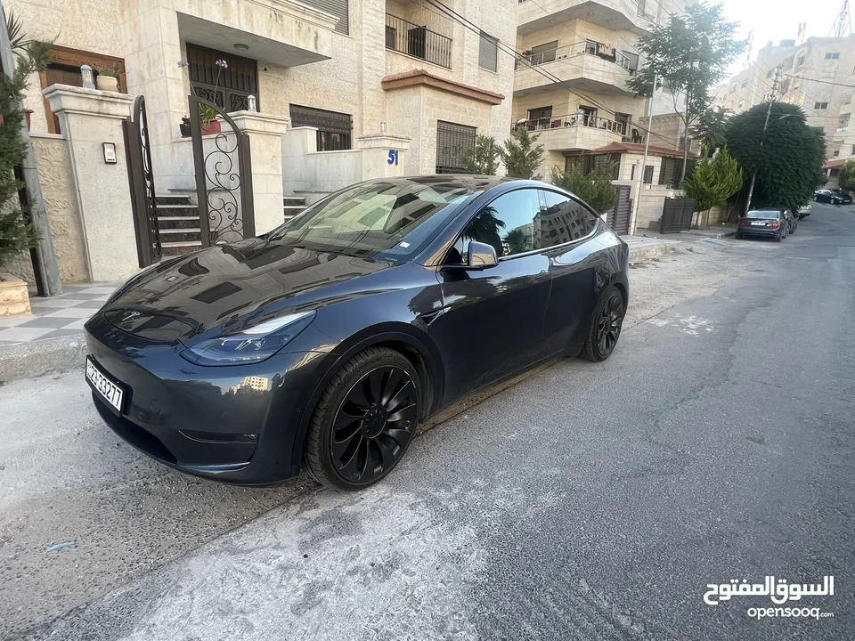 تسلا مودل  Y  بيرفورمنس  ( 2021.)  ‏Tesla Model Y Performance