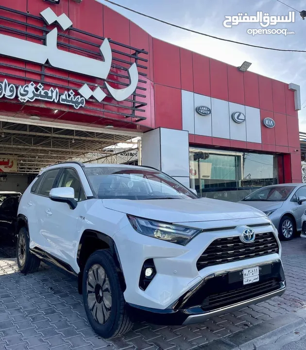 راف فور RAV4 S 2024 بلاك بيانو هايبرد خليجي ياباني اصلي ( عبد اللطيف جميل سعودي )