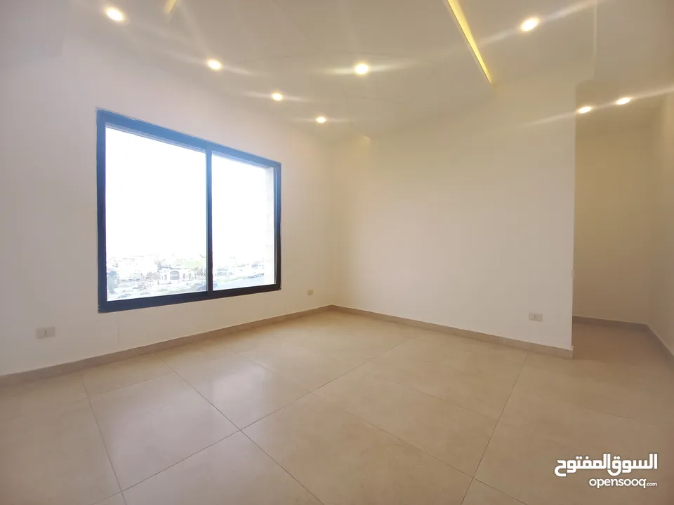 فيلا للإيجار في منطقة عبدون  ( Property 36558 )-175055043