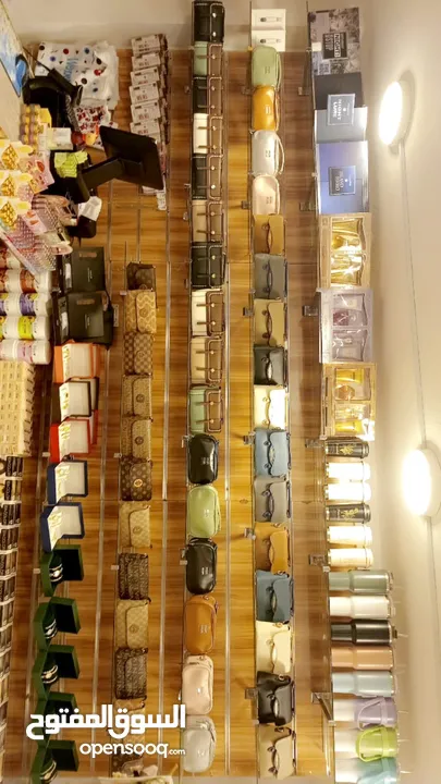 محل اكسسوارات وكوزمتكس للبيع بسعر مغري جداااا .. جدااااا بشفا بدران بداعي السفر