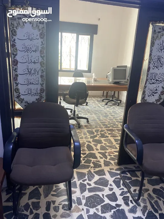 مركز ثقافي للبيع لعدم التفرغ