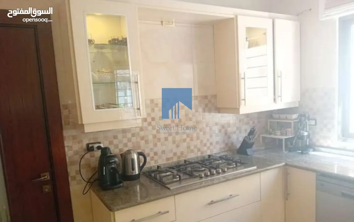 شقة أرضية فاخرة للبيع في الرابية  - خلف الإتصالات ( Orange ) 160م مع ترس امامي 30م تشطيب سوبر ديلوكس