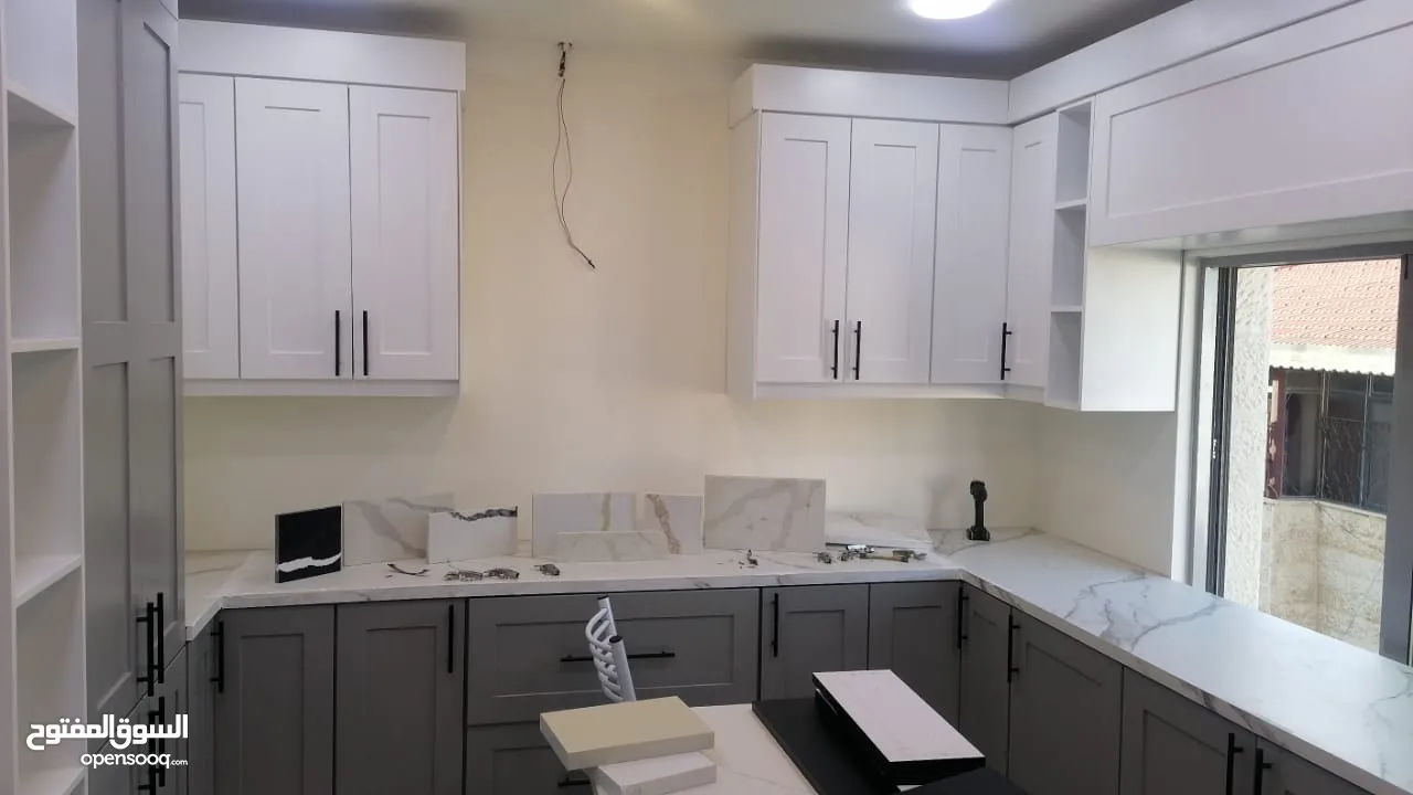 مطبخ خشب للبيع (مطبخ عرض غير مستعمل)