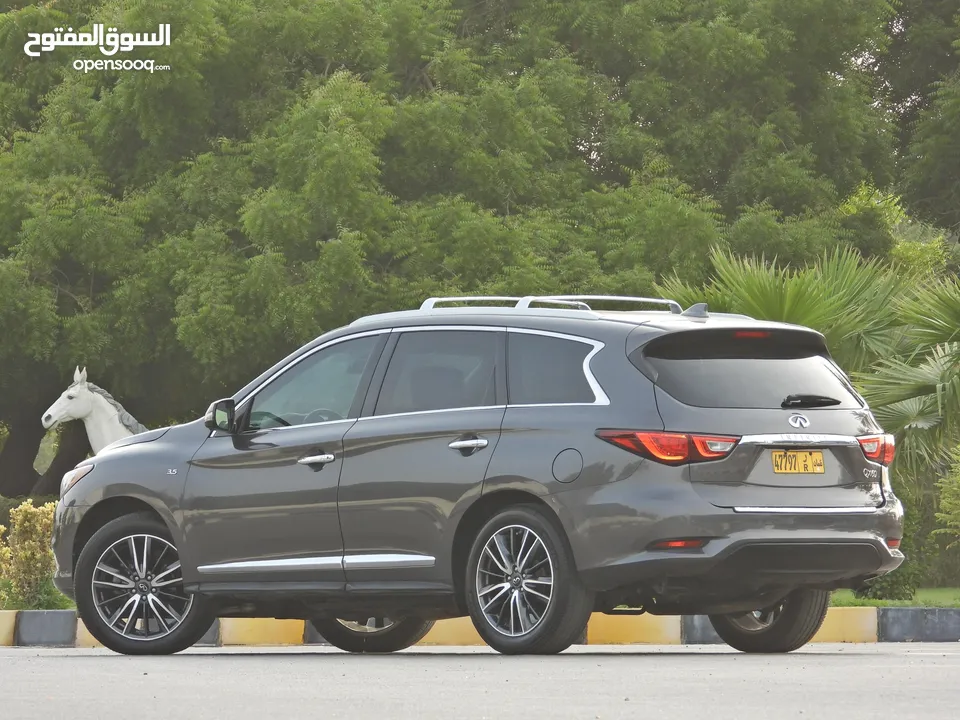 انفنتي Qx60 2017 رقم واحد فول اوبشن بحاله ممتازه ممشى بسيط ونظافه مميزه