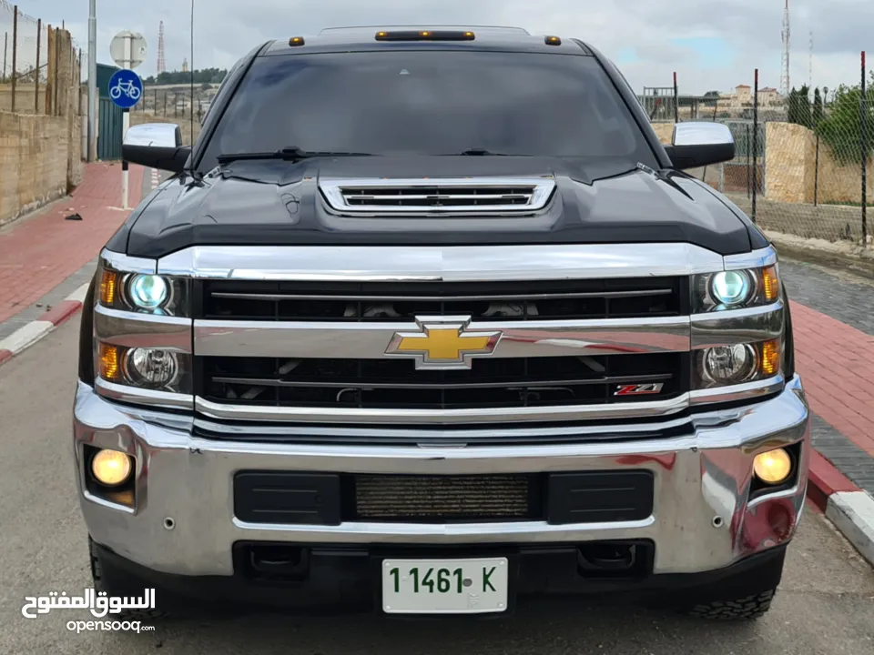 شفرليت سلفرادو LTZ المميزة كليا موديل 2019 / LTZ فل إضافات  دهان شركة ولا غرام بوية / فحص نخب النخب