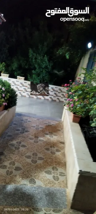 بيت مستقل في عقابا حي الزرعينة للبيع على مساحة أرض 520 متر تشطيب دلوكس مساحة البيت 140 متر مكون من 3