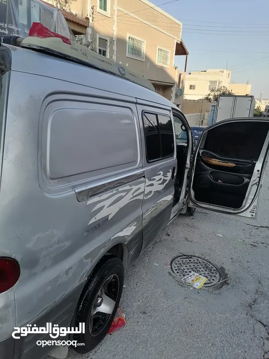 باص ستاركس موديل 2003 فحص للبيع