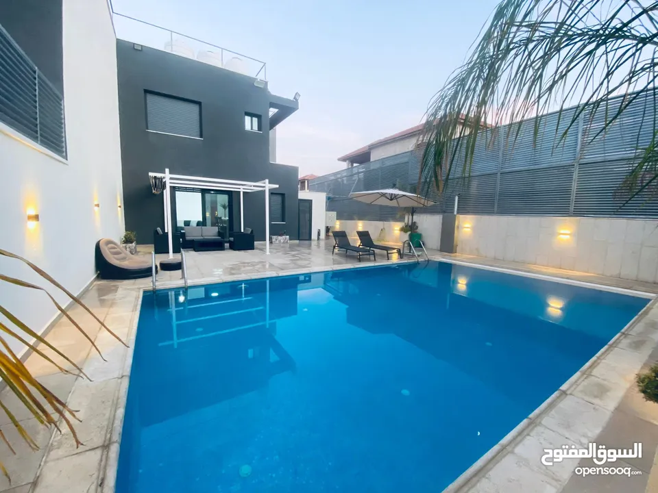 Deluxe Villa in Jericho