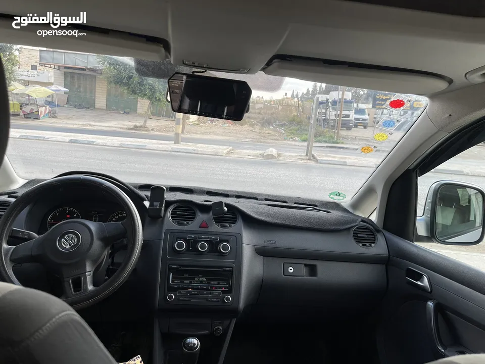 فولكسفاغن كادي