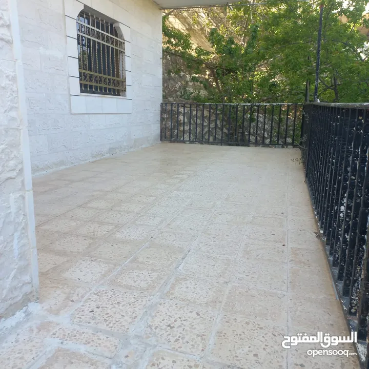 شقة للايجار في السلط/ إسكان المهندسين