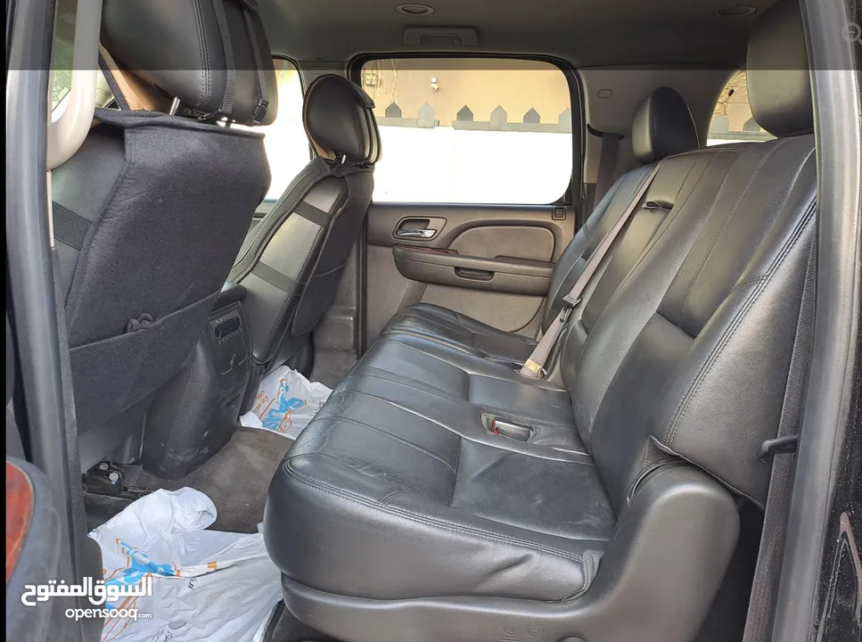 Expat leaving Kuwait Urgent Sale GMC Yukon XL SLT