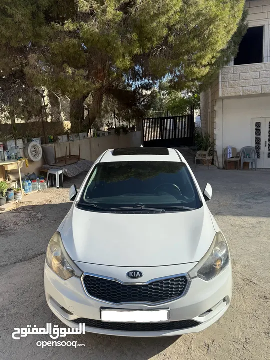 كيا سيراتو k3 سعرررررر حرررررررق حرررررررق مع فتحة سقف