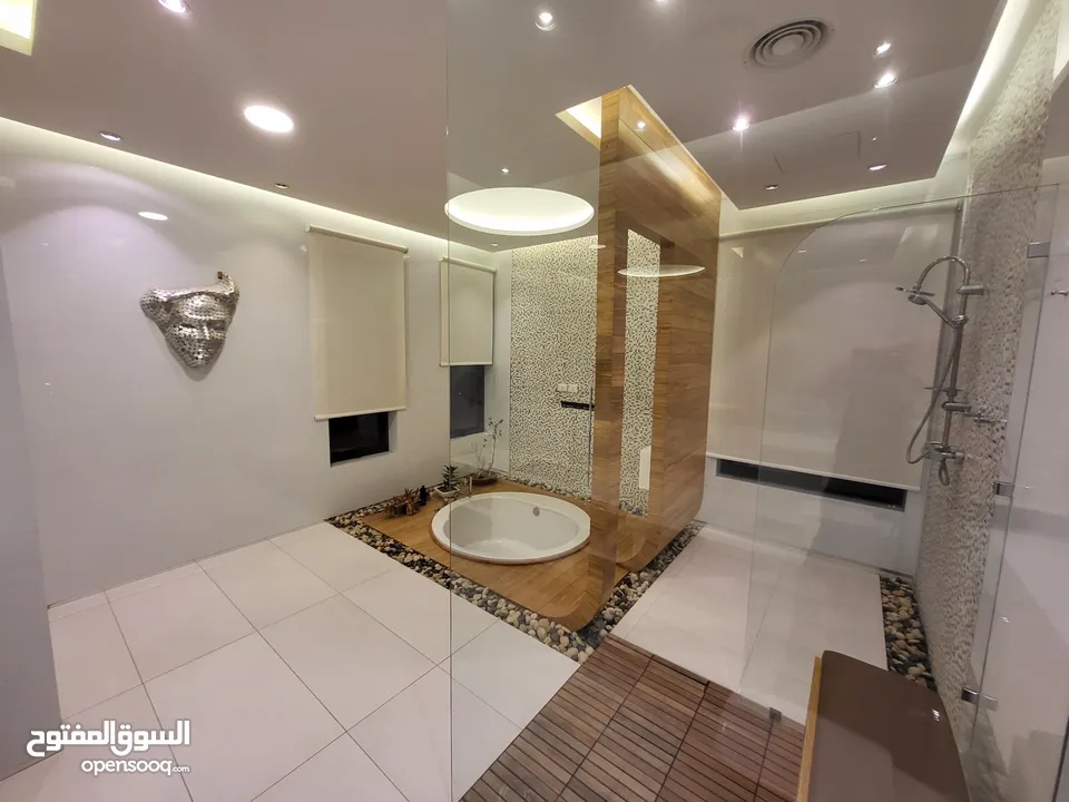 Roof duplex For sale and Abdoun with a space of 420 m with the terrace of 250 m