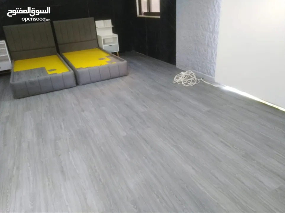 باركيه ارضيات اوروبيه بجوده عاليه مقاومه رطوبه وخدش سهل تركيب  غير محتاج خلع بلاط فنيل