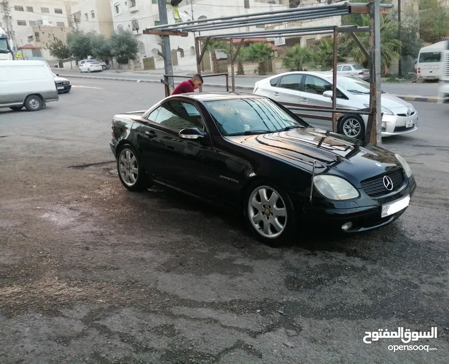 مرسيدس SLK 2003 لون أسود ملوكي، كشف، ترخيص جديد وارد غرغور مالك ثالث من الوكالة