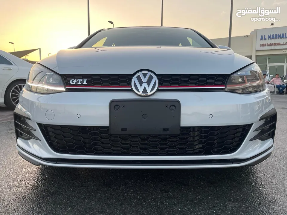 Volkswagen Golf GTi _GCC_2019_Excellent Condition _Full option