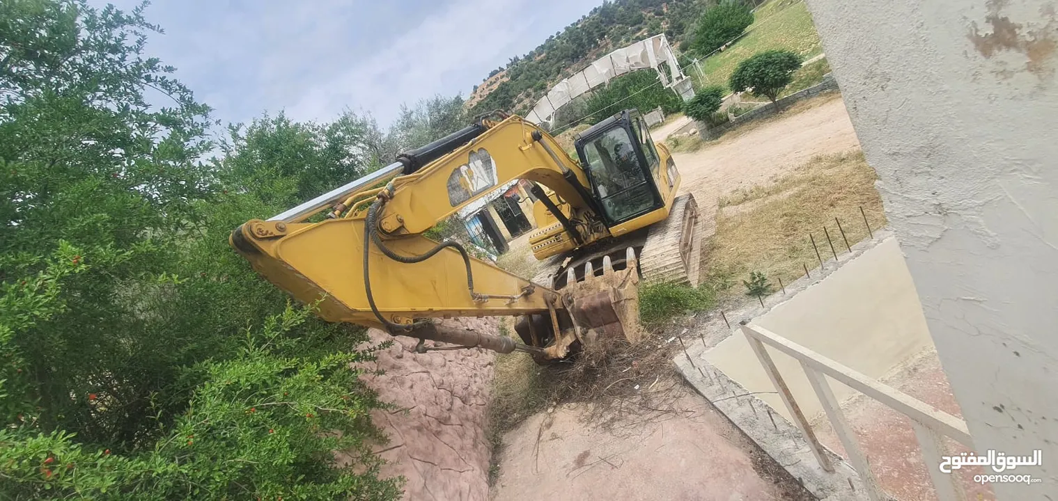 حفار كاتربيلر ، 320DL 2009، سلندر 6