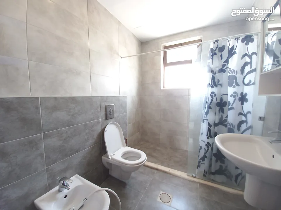 شقة مفروشة للإيجار في عبدون  ( Property 32680 )-175083540