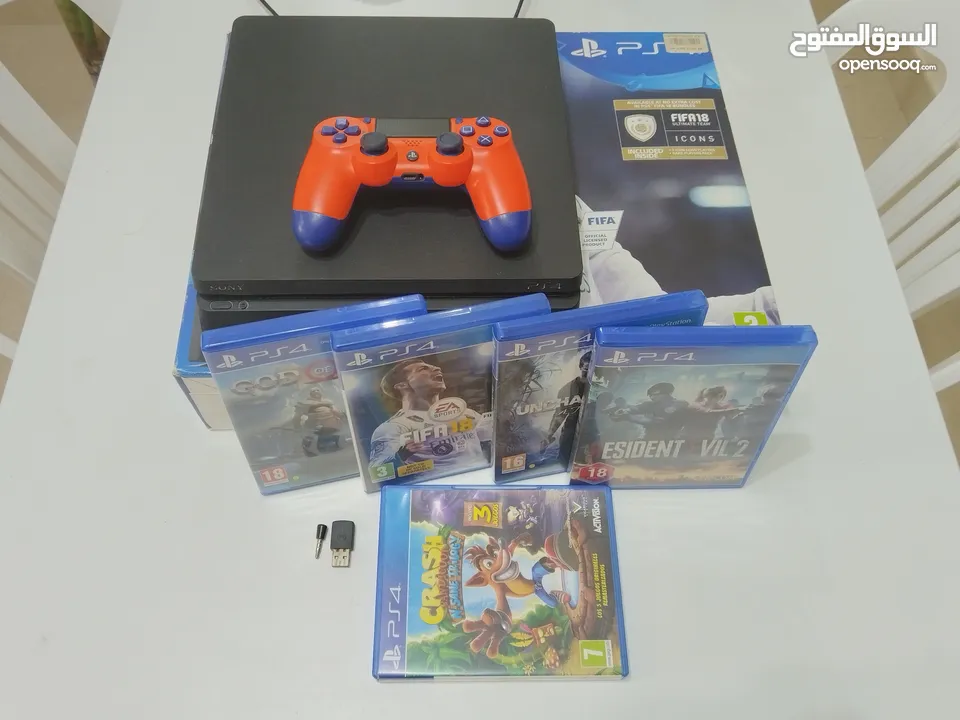 بلايستيشن 4 مع 5 ألعاب PlayStation 4 with 5 games